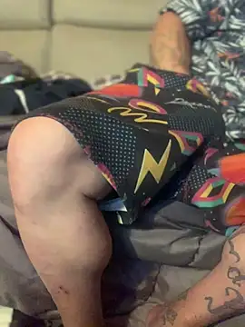 Ldnick69 Show in webcam