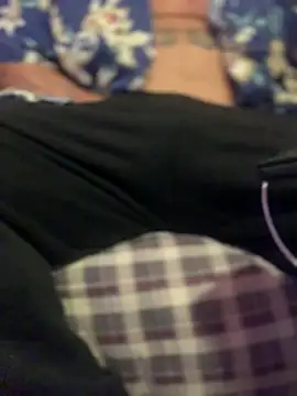 Ldnick69's Live Sex Cam Show