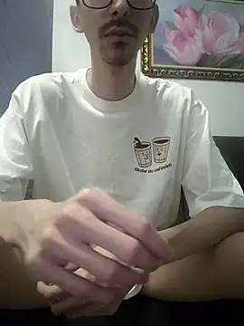 kovauski00 Webcam Show