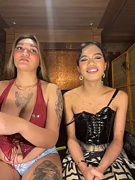 הופעת וובקאם של cuntyslut_lexie