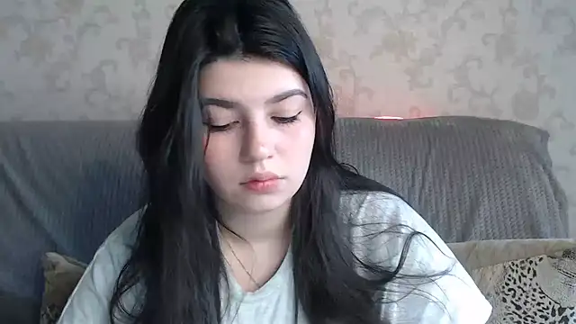 KisaModel's Live XXX Chat