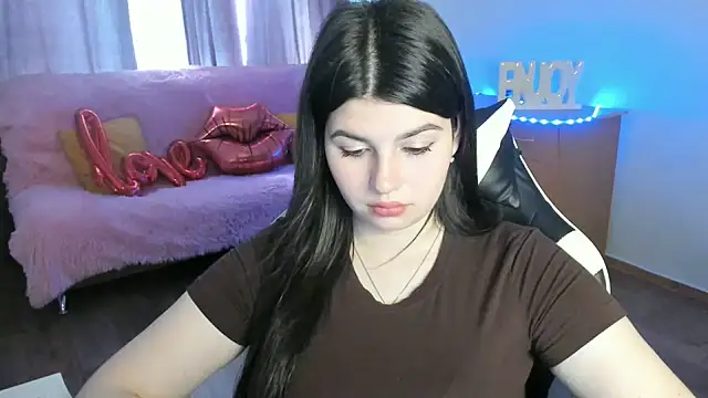 Živý XXX chat KisaModel