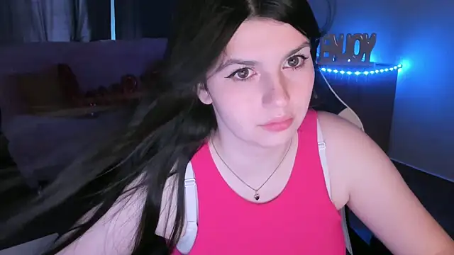 Chat +18 de KisaModel ao vivo