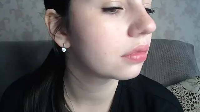 KisaModel's Live XXX Chat