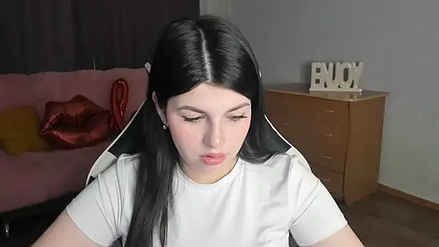 KisaModel Chat XXX in diretta
