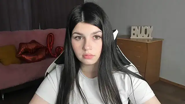 KisaModeln Live XXX chat