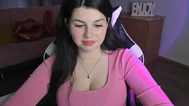 Онлайн чат XXX KisaModel