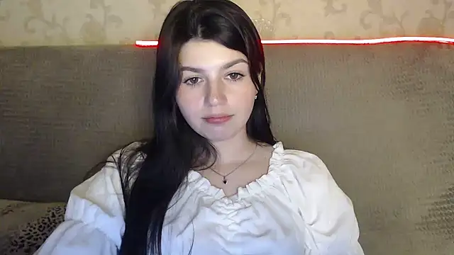 KisaModel Adlı Modelin Web Kamerası Şovu