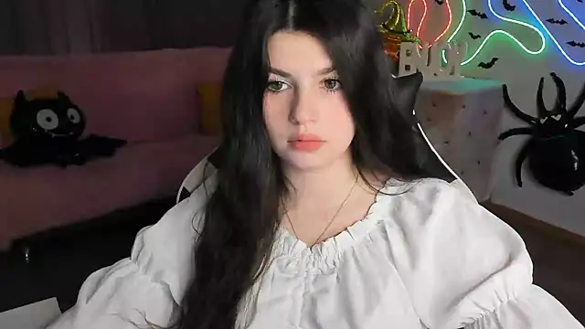 KisaModel's Live XXX Chat