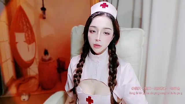 zizi-a Show in webcam