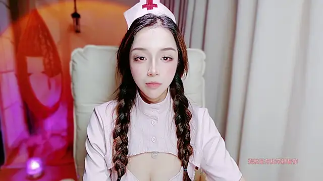 zizi-a's Webcam Show