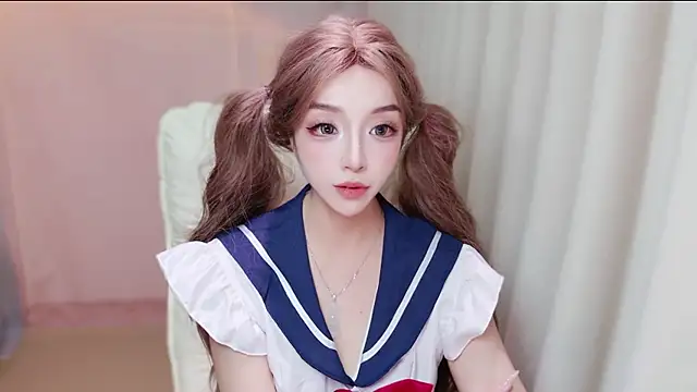 zizi-a 在線直播表演