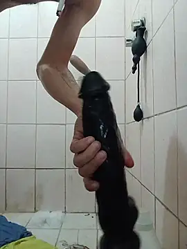 Cuchurus12166 Webcam Show