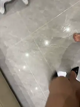XXX chat uživo modela qwe522522