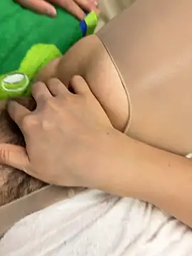 Pokazy przed kamerką – qwe522522