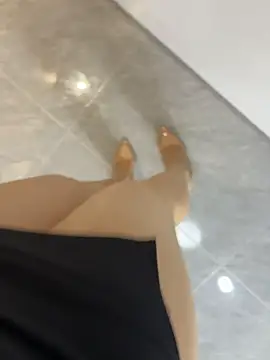 qwe522522 Show in webcam