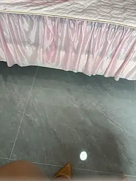 qwe522522 在線直播表演