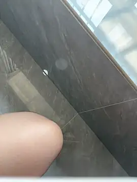 qwe522522 Show Webcam