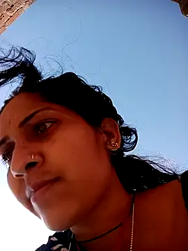 Chayna_singh Adlı Modelin Web Kamerası Şovu