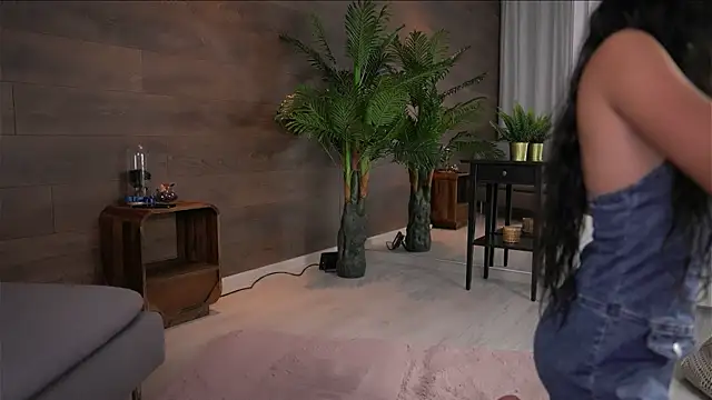 ValexieLux's Live XXX Chat