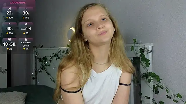Chat +18 de HazeElariel ao vivo