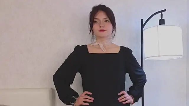 NyraVesperis – Naživo XXX chat