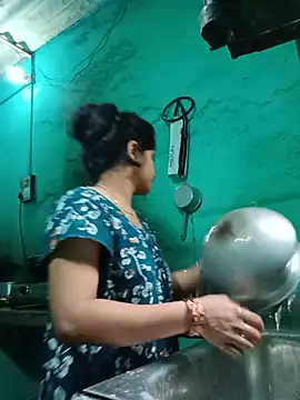 Cuple_masti72's Webcam Show