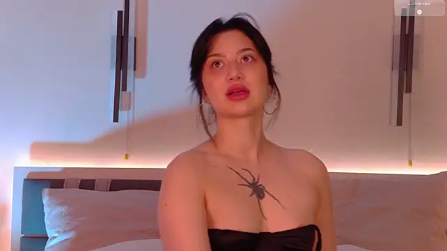 lucessa's Webcam Show