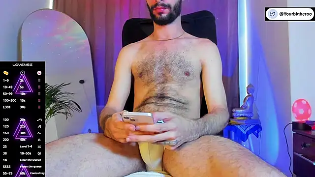 _YOURHERO webkamerás műsora