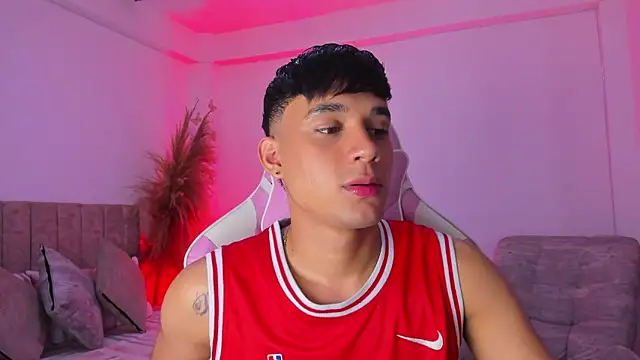 Michael_Jordan_zz Adlı Modelin Web Kamerası Şovu