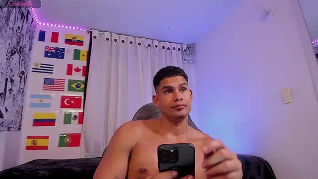 blade_strong Webcam-Show
