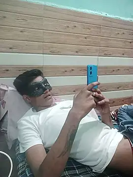 xoupleaura Шоу с уебкамера