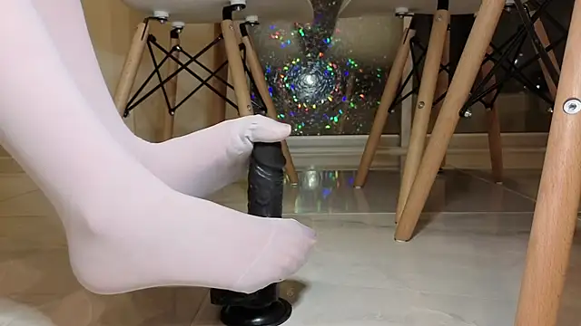 Feetbeth 网络视讯表演