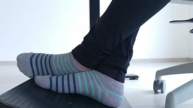 Feetbeth Adlı Modelin Canlı XXX Sohbeti