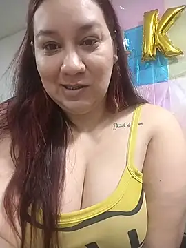 Chat +18 de sharon_G ao vivo