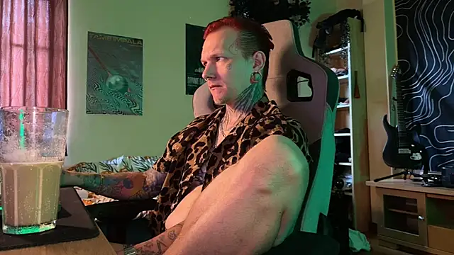 paulvelvet's Webcam Show