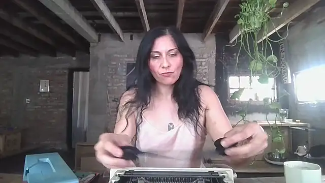 DommeVioleta – webcam-show