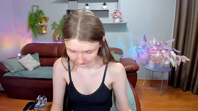Chatroom XXX en direct de NikaRain