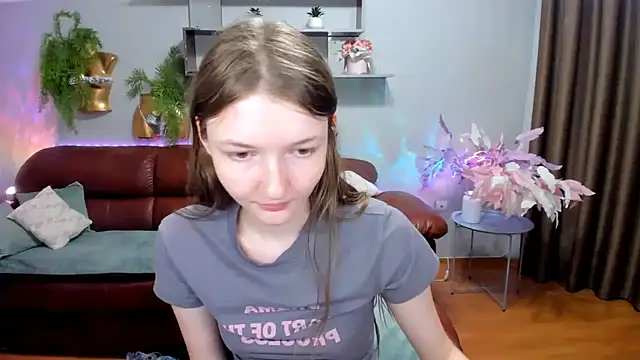 NikaRain's Live XXX Chat
