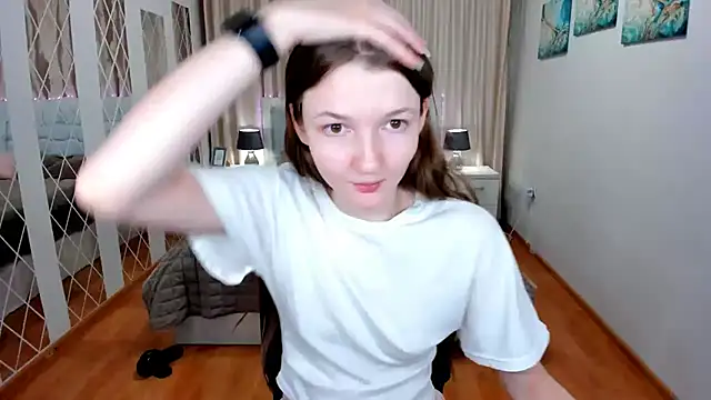 NikaRain Adlı Modelin Canlı XXX Sohbeti