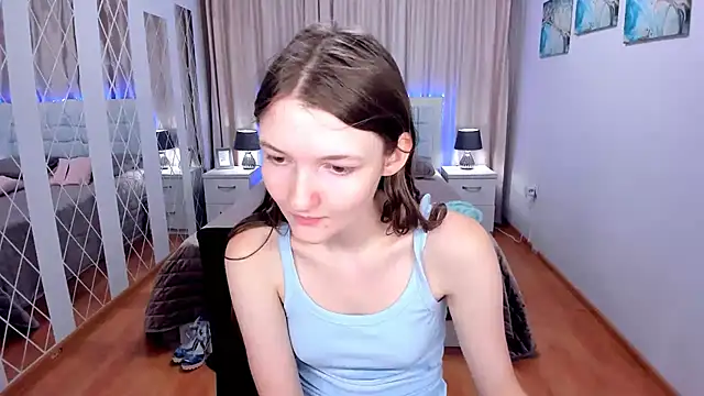 NikaRain's Live XXX Chat