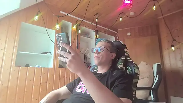 AskAveryAnythingn Webbikameraesitys