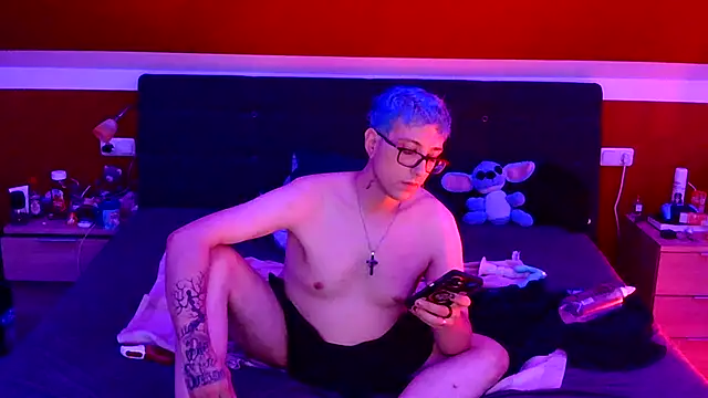 AskAveryAnything Show Webcam