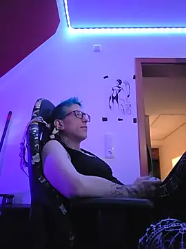 Webkamerová show AskAveryAnything