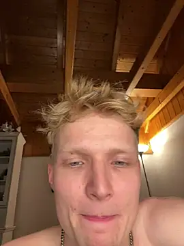 naylias webcam show