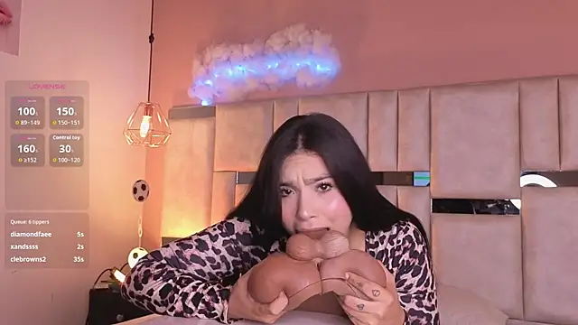 Онлайн чат XXX kylie_river