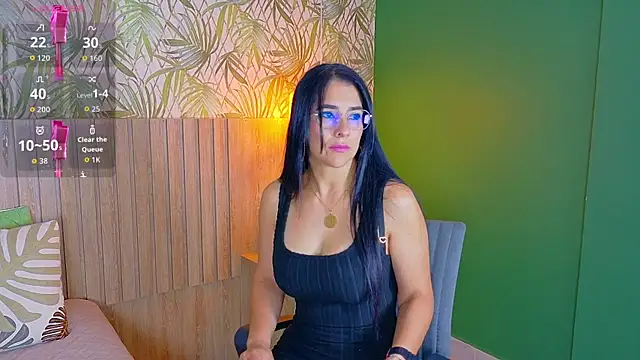 XXX chat uživo modela Sunny_River