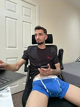 Show de Juliann69Ramiro na webcam