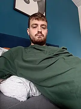 slutguy97 webcam show