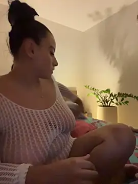 Chat +18 de Lena-Williamss ao vivo